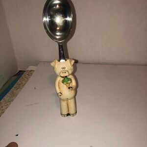 Vintage well loved piggy ice cream scoop for the pig collector.